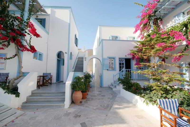 Preka Maria Aparthotel Kamári Exterior foto
