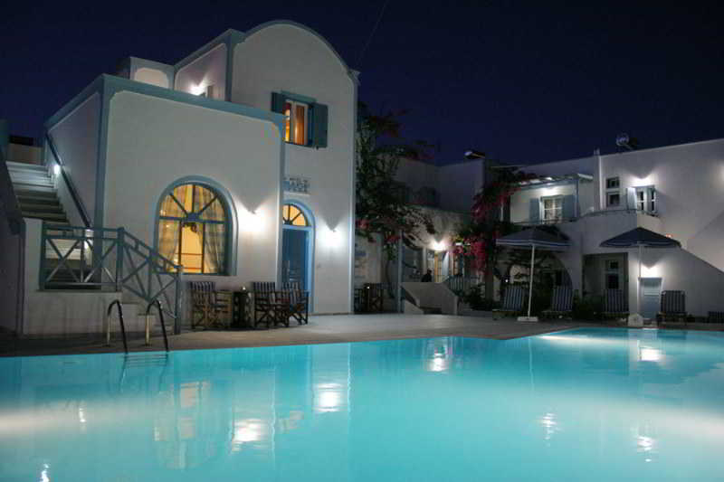 Preka Maria Aparthotel Kamári Exterior foto